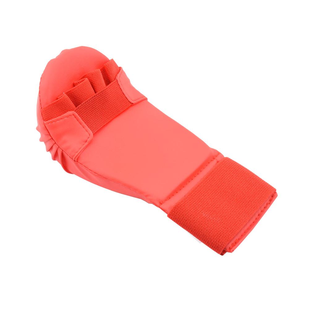 GANTS DE KARATE ROUGE