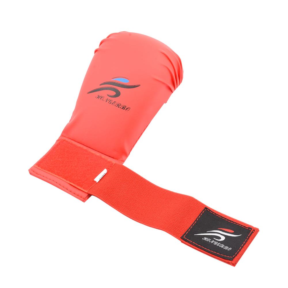 GANTS DE KARATE ROUGE