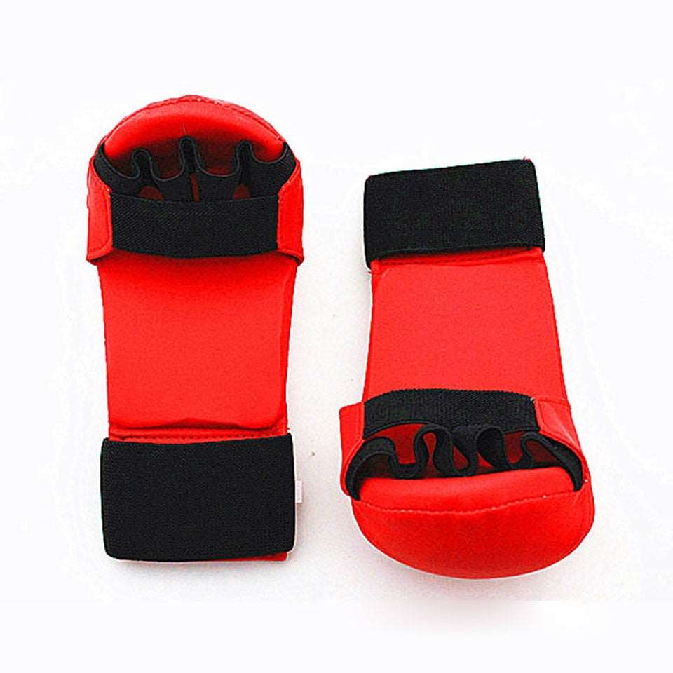 GANTS DE KARATE ROUGE SANS POUCE WANSDA