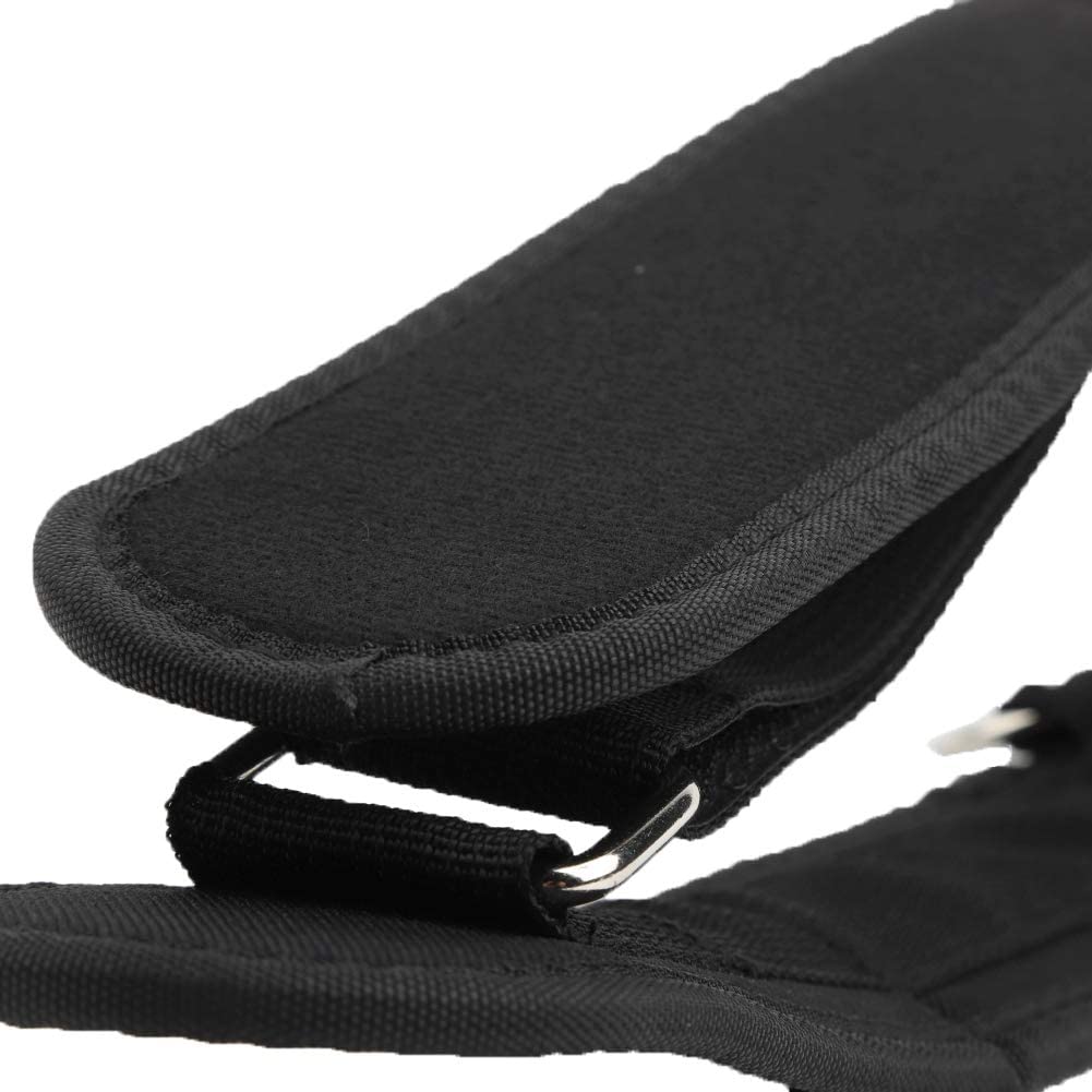 a black and white photo of a suitcase