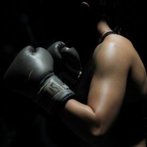 femme boxeuse