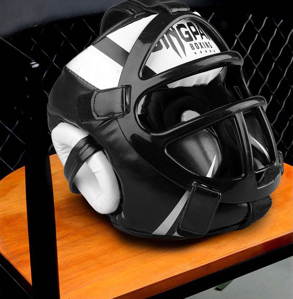 CASQUE DE BOXE AVEC GRILLE WHITE – Tigre Thai